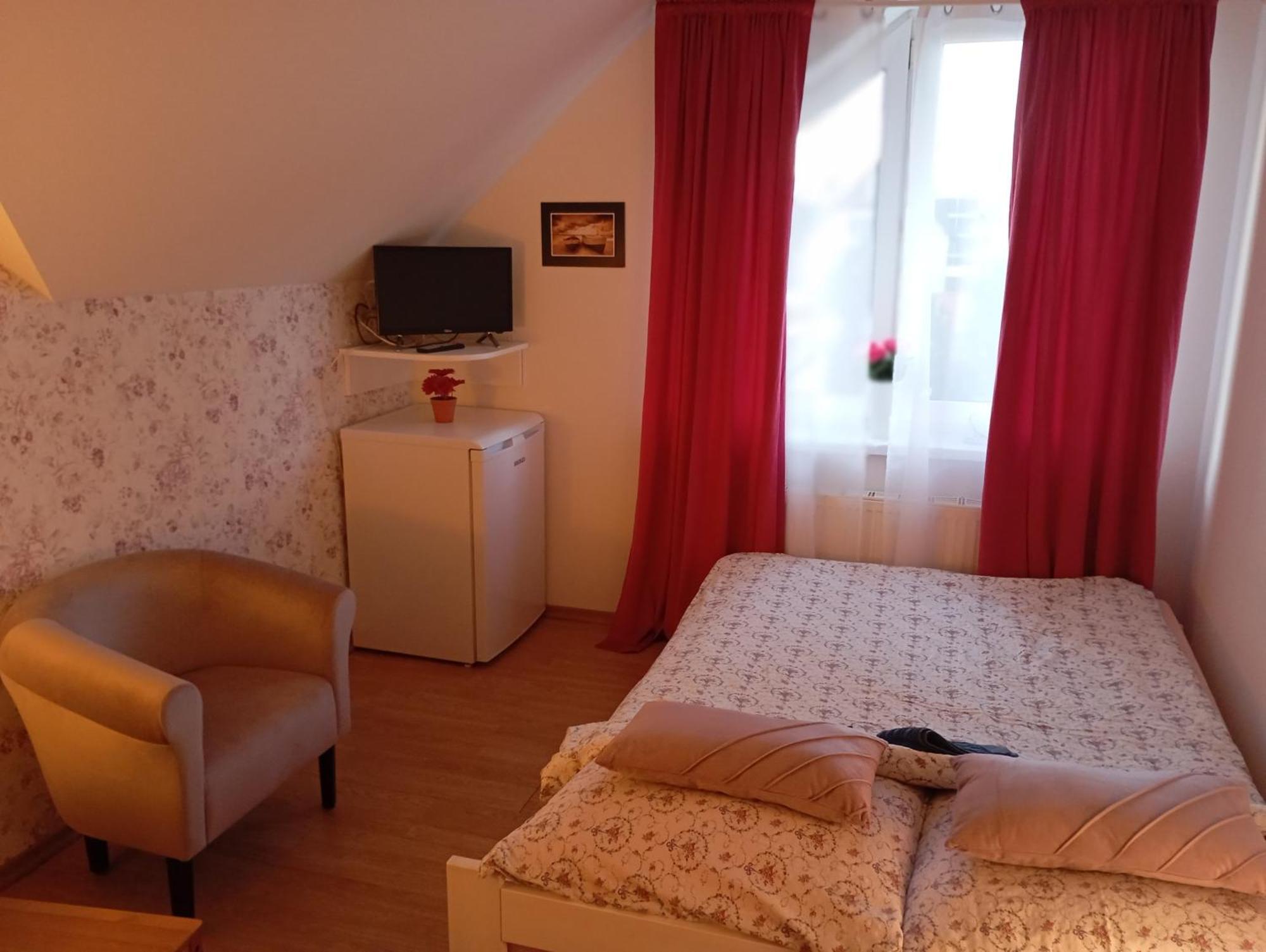 Pokoje Goscinne U Aleksandry Hel Cameră foto
